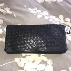 NEW Cole Haan Large Izzy leather clutch, black
